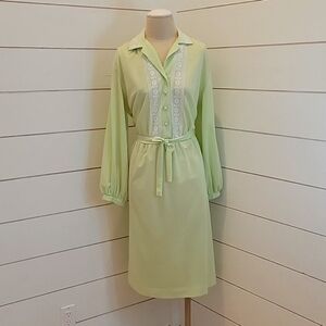 NO LABEL vintage retro green midi dress with lace